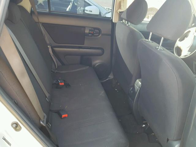 JTLZE4FE0A1098899 - 2010 TOYOTA SCION XB 银色 照片 6