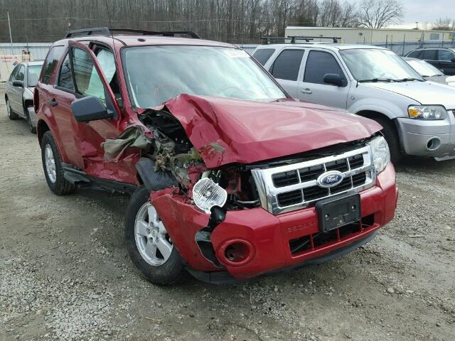 1FMCU0DG1AKC07054 - 2010 FORD ESCAPE XLT RED photo 1