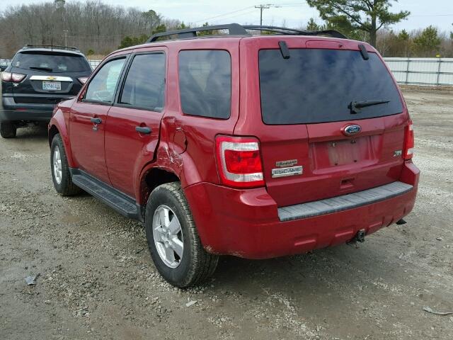 1FMCU0DG1AKC07054 - 2010 FORD ESCAPE XLT RED photo 3