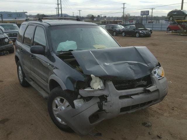 1FMCU04151KC24256 - 2001 FORD ESCAPE XLT GREEN photo 1