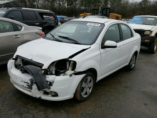 KL1TD5DE5BB152956 - 2011 CHEVROLET AVEO LS WHITE photo 2