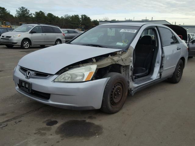 1HGCM56133A098164 - 2003 HONDA ACCORD DX SILVER photo 2