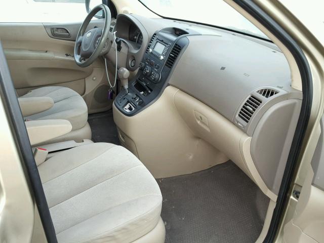 KNDMB233796297002 - 2009 KIA SEDONA EX BEIGE photo 5