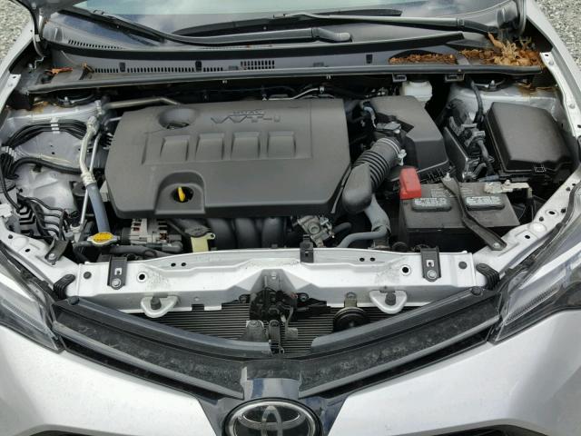 2T1BURHE8HC762480 - 2017 TOYOTA COROLLA L SILVER photo 7