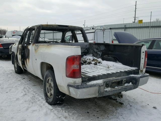 1GCEC19C08Z325058 - 2008 CHEVROLET SILVERADO WHITE photo 3