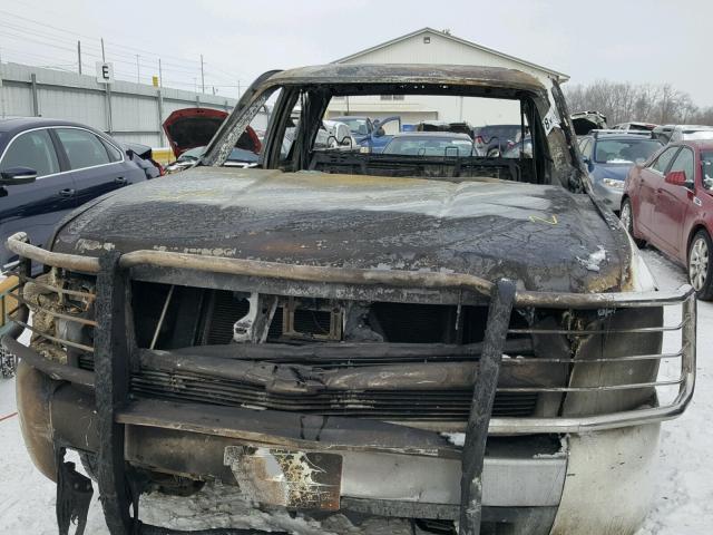 1GCEC19C08Z325058 - 2008 CHEVROLET SILVERADO WHITE photo 9