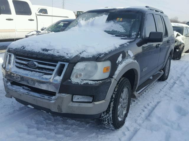 1FMEU74E26UA46581 - 2006 FORD EXPLORER E BROWN photo 2