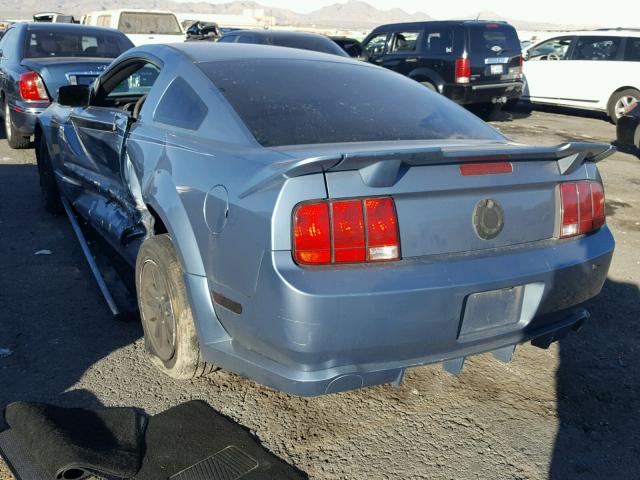 1ZVFT80N355137226 - 2005 FORD MUSTANG BLUE photo 3