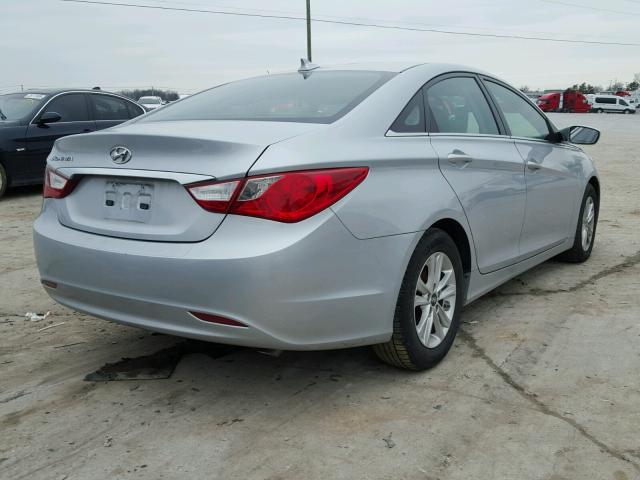 5NPEB4AC3CH447400 - 2012 HYUNDAI SONATA GLS SILVER photo 4