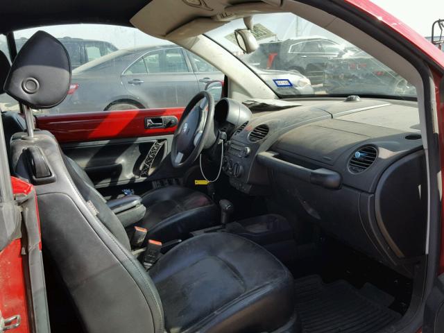 3VWRF31Y06M309689 - 2006 VOLKSWAGEN NEW BEETLE 红色 照片 5
