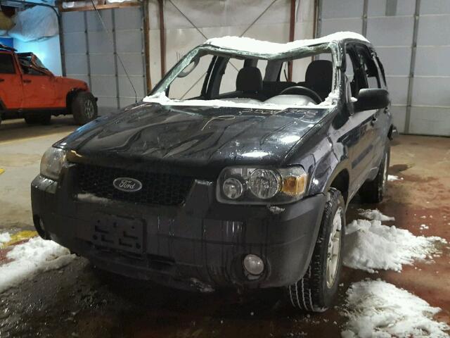 1FMYU93167KA41145 - 2007 FORD ESCAPE XLT BLACK photo 2