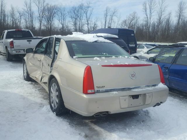 1G6KD57Y58U164289 - 2008 CADILLAC DTS TAN photo 3