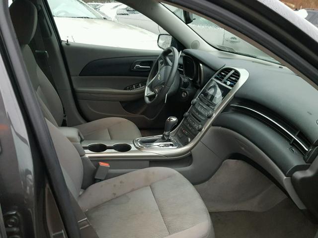 1G11B5SA7DF252017 - 2013 CHEVROLET MALIBU LS ნაცრისფერი ფოტო 5
