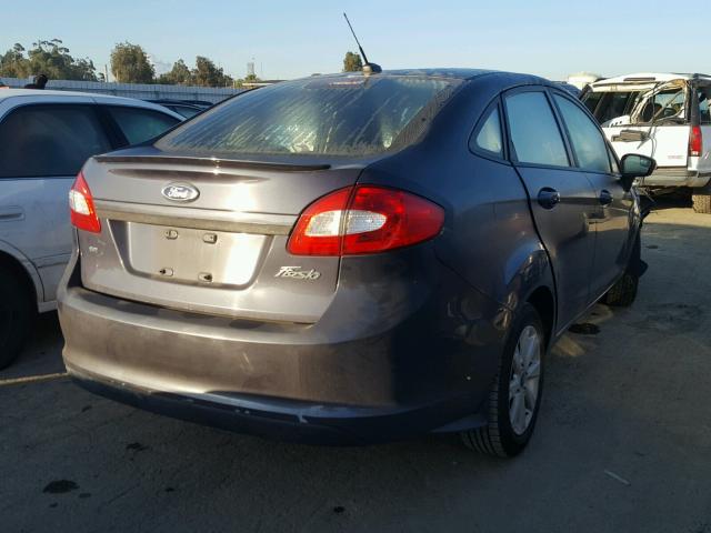 3FADP4BJ8DM154104 - 2013 FORD FIESTA SE GRAY photo 4