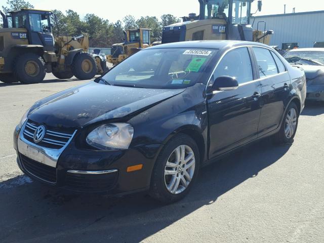 3VWEG71K27M141148 - 2007 VOLKSWAGEN JETTA WOLF BLACK photo 2