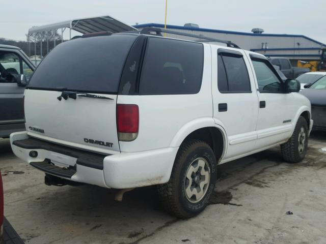 1GNDT13W22K183494 - 2002 CHEVROLET BLAZER WHITE photo 4