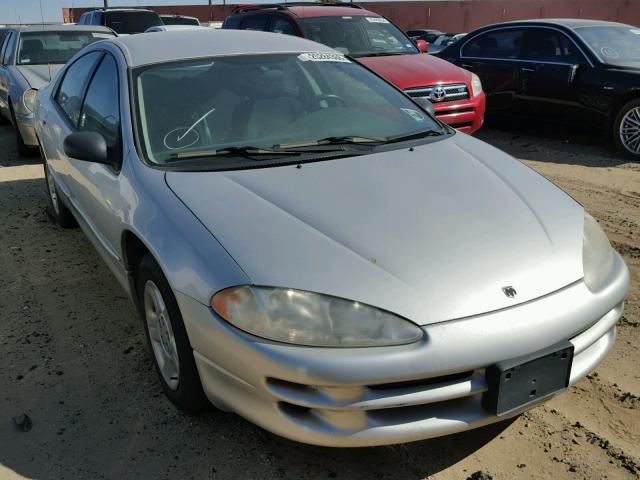 2B3HD46R82H175200 - 2002 DODGE INTREPID S 银色 照片 1