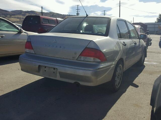 JA3AJ26E42U051575 - 2002 MITSUBISHI LANCER ES SILVER photo 4