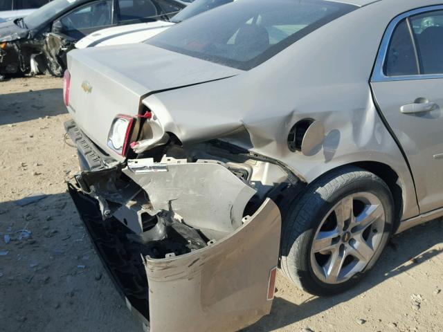 1G1ZC5EB4AF136421 - 2010 CHEVROLET MALIBU 1LT GOLD photo 9