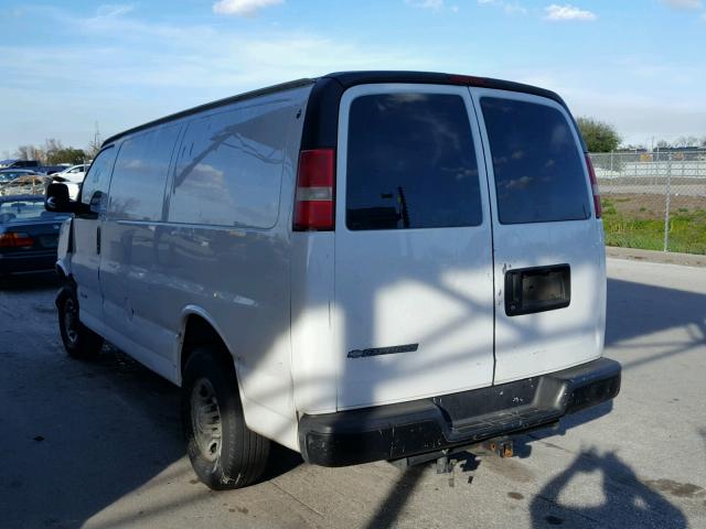 1GCGG25V361133638 - 2006 CHEVROLET EXPRESS G2 WHITE photo 3