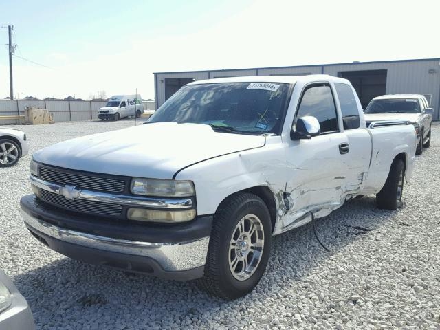 2GCEC19T911189169 - 2001 CHEVROLET SILVERADO WHITE photo 2