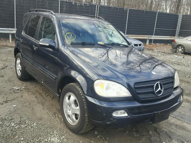 4JGAB54E92A356425 - 2002 MERCEDES-BENZ ML 320 GRAY photo 1