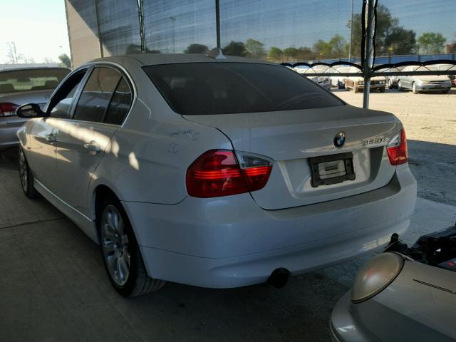 WBAVD53547A007372 - 2007 BMW 335 XI WHITE photo 3