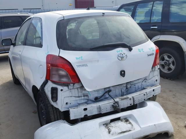 JTDJT923975118083 - 2007 TOYOTA YARIS WHITE photo 4