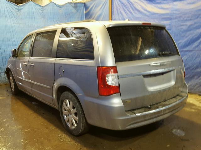 2C4RC1BG9DR707124 - 2013 CHRYSLER TOWN & COU SILVER photo 3