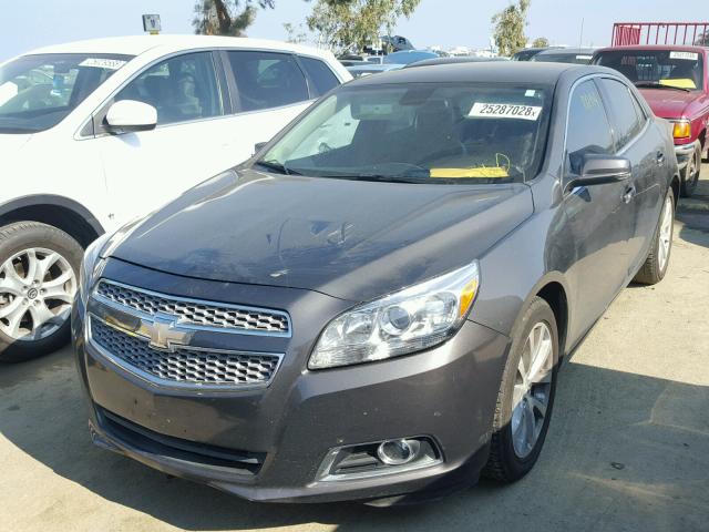 1G11H5SA9DF289343 - 2013 CHEVROLET MALIBU LTZ GRAY photo 2