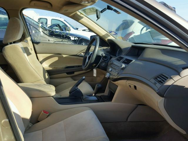 1HGCP26499A179680 - 2009 HONDA ACCORD LXP BEIGE photo 5