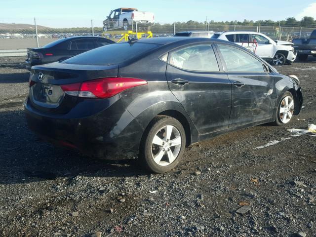 5NPDH4AE9DH240359 - 2013 HYUNDAI ELANTRA GL BLACK photo 4