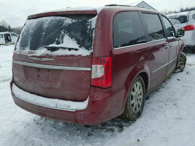 2A4RR8DG4BR616614 - 2011 CHRYSLER TOWN & COU MAROON photo 4