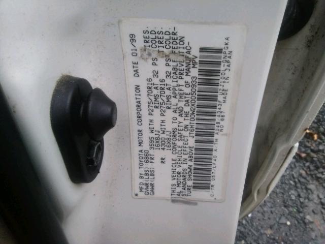 JT6HT00W2X0050933 - 1999 LEXUS LX 470 WHITE photo 10