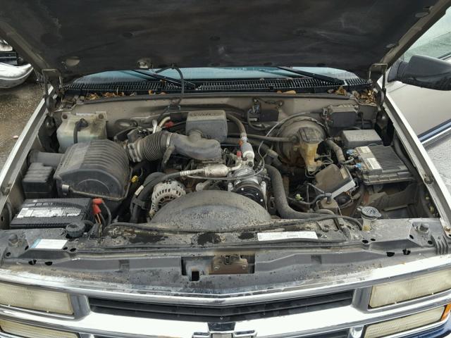 1GNEC16R5XJ397001 - 1999 CHEVROLET SUBURBAN C GOLD photo 7