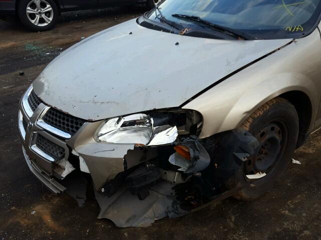 1B3EL36X74N235783 - 2004 DODGE STRATUS SE GOLD photo 9