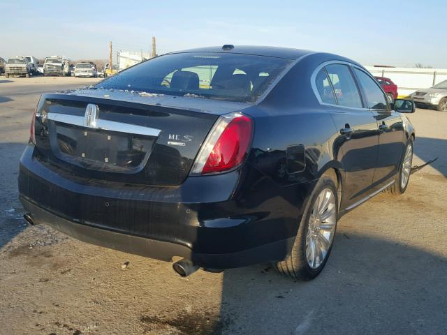 1LNHL9FT0AG609657 - 2010 LINCOLN MKS BLACK photo 4