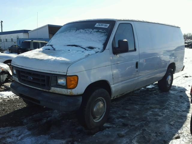 1FTSS34P05HA73311 - 2005 FORD ECONOLINE WHITE photo 2