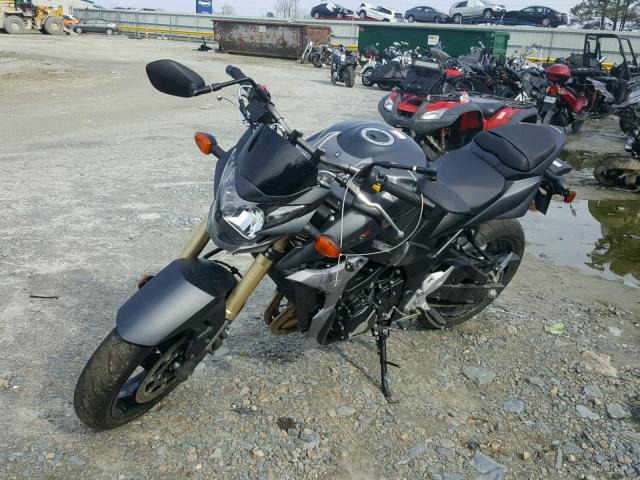 JS1GR7NA3F2102382 - 2015 SUZUKI GSX-S750 BLACK photo 2