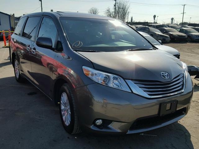 5TDYZ3DC3HS812139 - 2017 TOYOTA SIENNA XLE GRAY photo 1