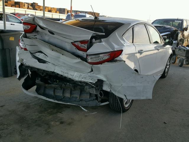 3FA6P0H72DR346506 - 2013 FORD FUSION SE WHITE photo 4