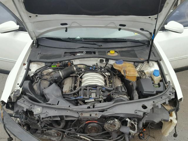 WVWRH63BX1P087253 - 2001 VOLKSWAGEN PASSAT GLX 白色 照片 7