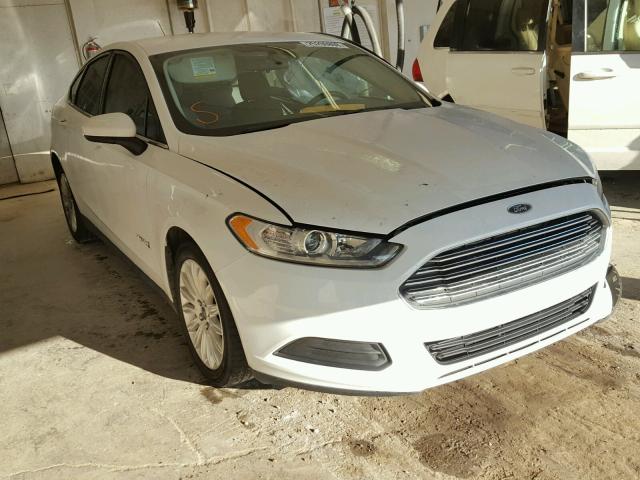 3FA6P0UU2FR149043 - 2015 FORD FUSION S H WHITE photo 1