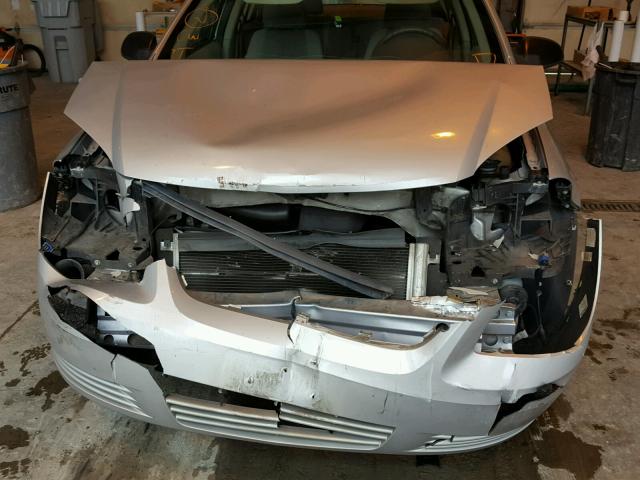 1G1AK55F077318543 - 2007 CHEVROLET COBALT LS SILVER photo 7