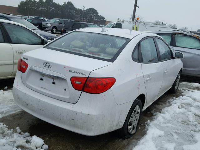 KMHDU4AD0AU947320 - 2010 HYUNDAI ELANTRA BL WHITE photo 4