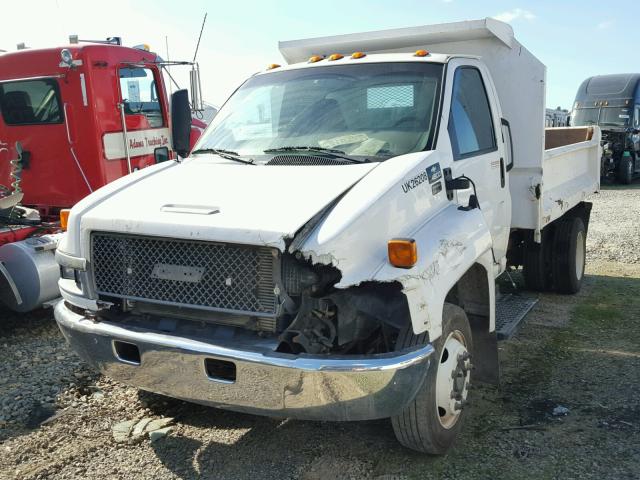 1GBE4C1265F510812 - 2005 CHEVROLET C4500 C4C0 WHITE photo 2