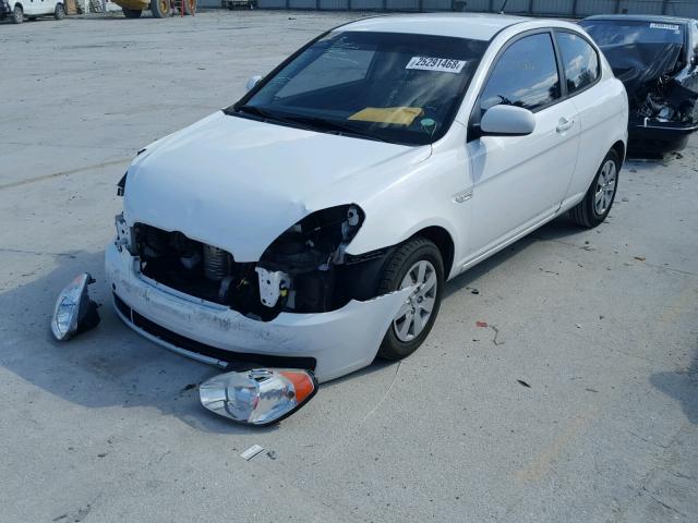 KMHCM3AC6AU179310 - 2010 HYUNDAI ACCENT BLU WHITE photo 2