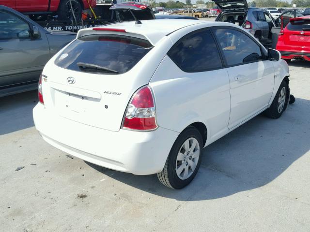 KMHCM3AC6AU179310 - 2010 HYUNDAI ACCENT BLU WHITE photo 4