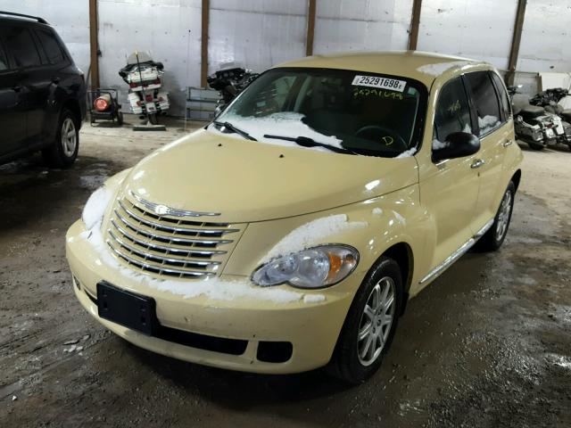 3A4FY58B47T557538 - 2007 CHRYSLER PT CRUISER YELLOW photo 2