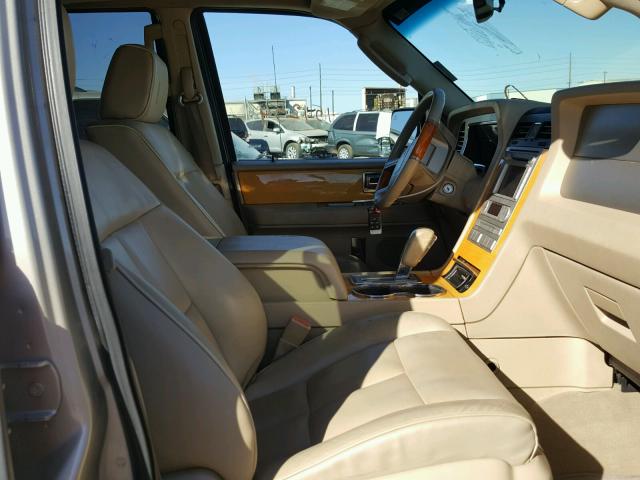 5LMFU27578LJ02054 - 2008 LINCOLN NAVIGATOR GOLD photo 5